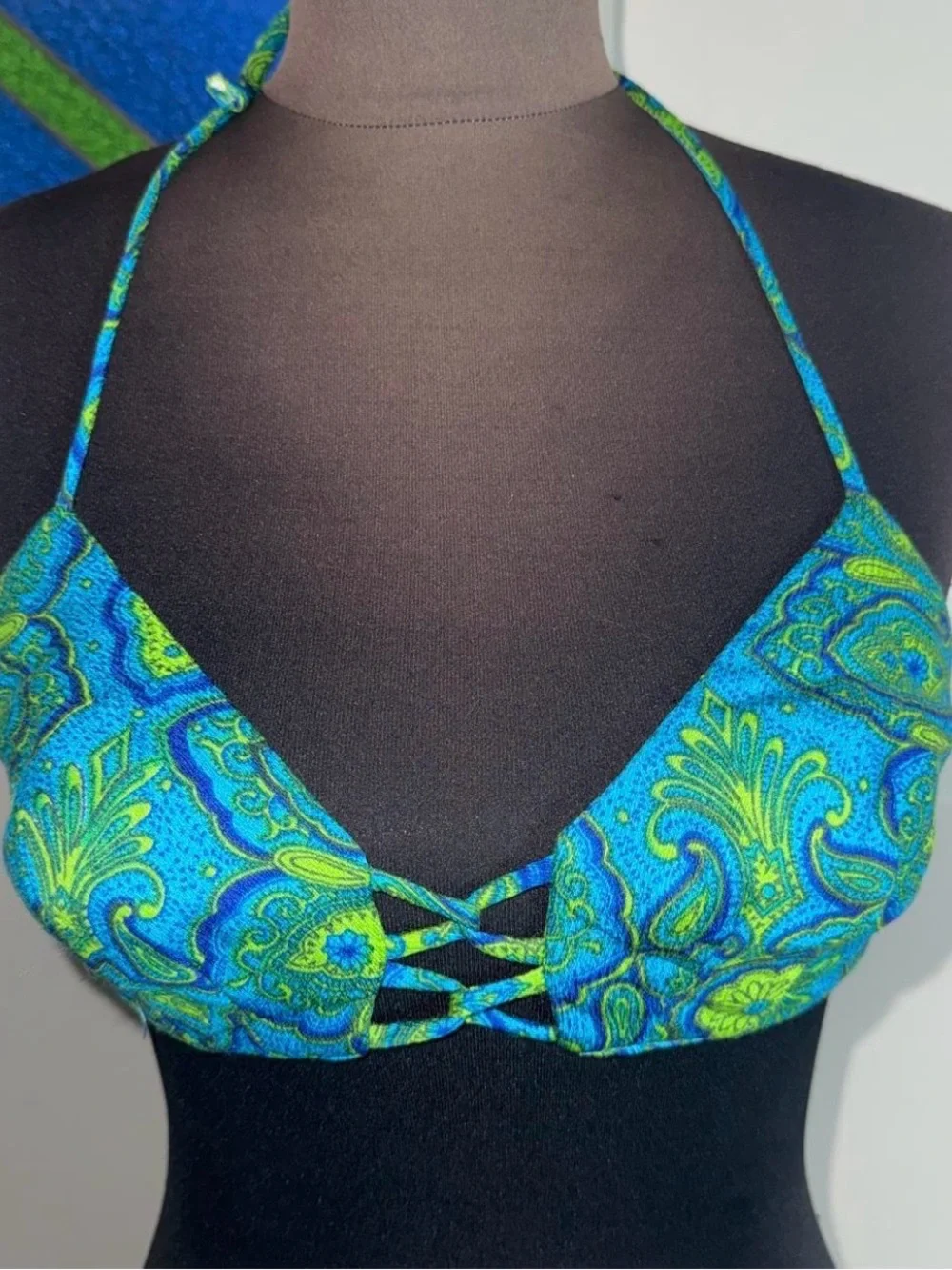 Vintage Beach Mates California Blue Green Paisley Halter Bikini Top